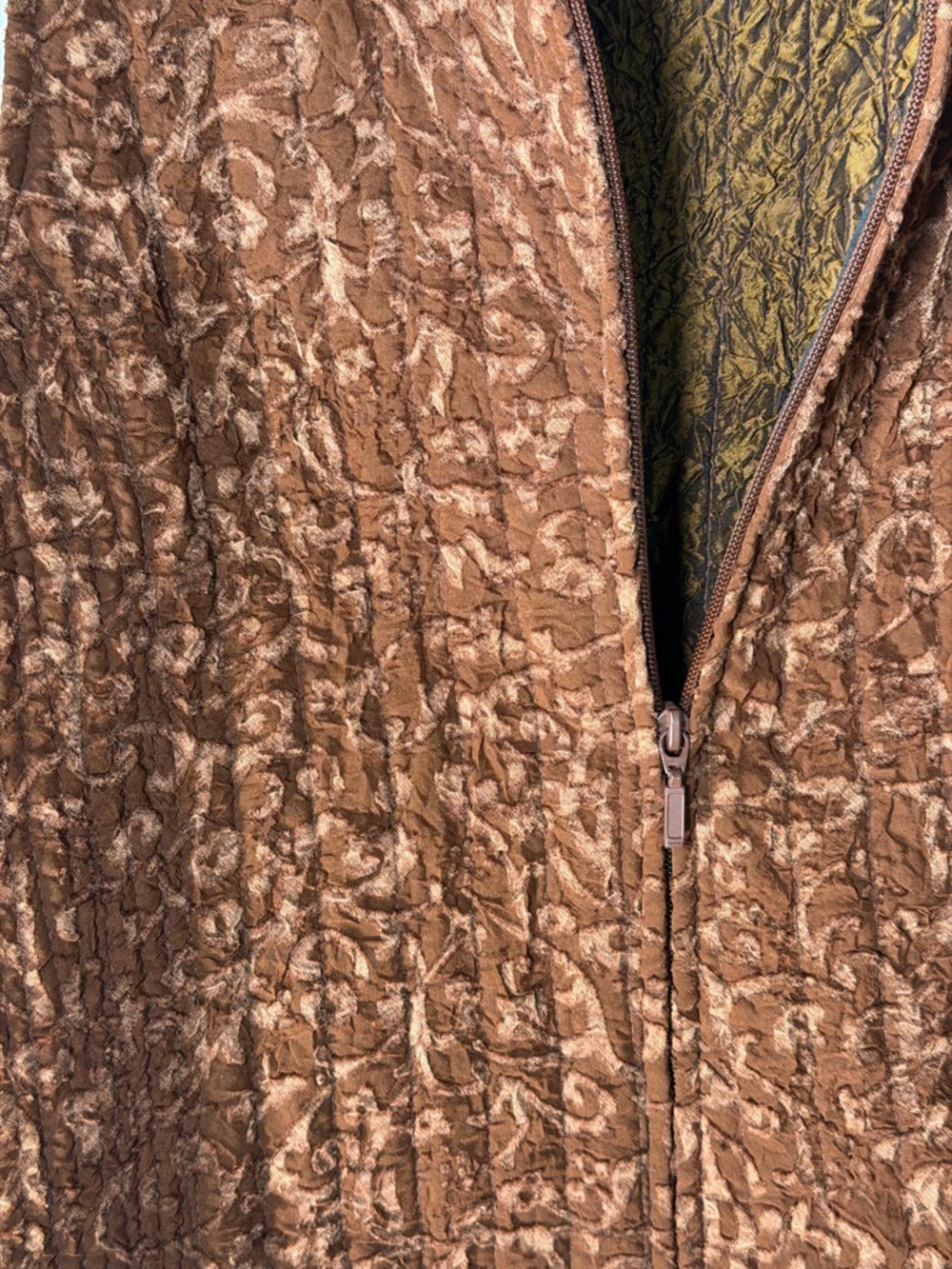 Coldwater Creek Metallic Bronze Textured Vest -medium - Picture 4 of 16